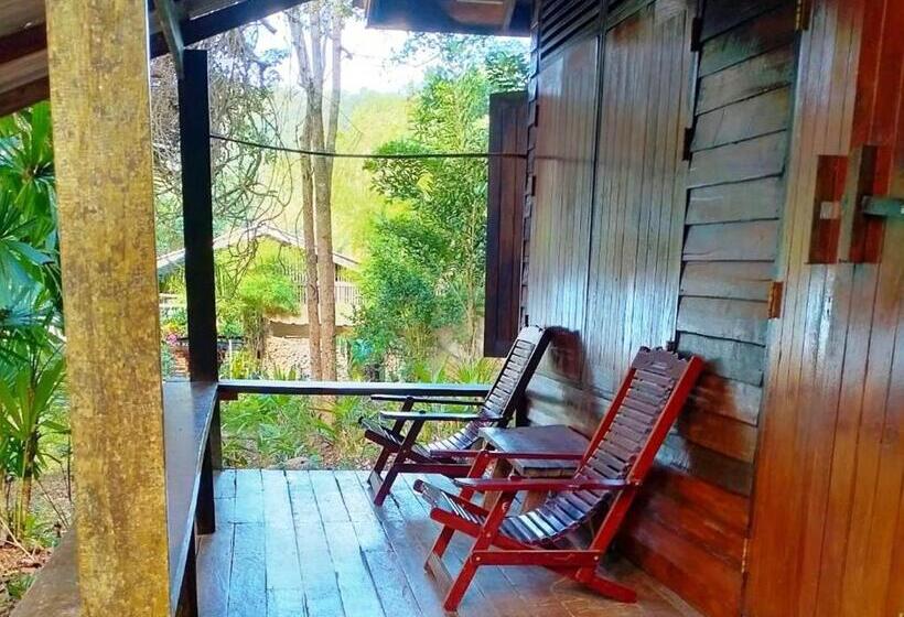 ペンション Room In Bungalow   Family Cottage Of Koh Pu