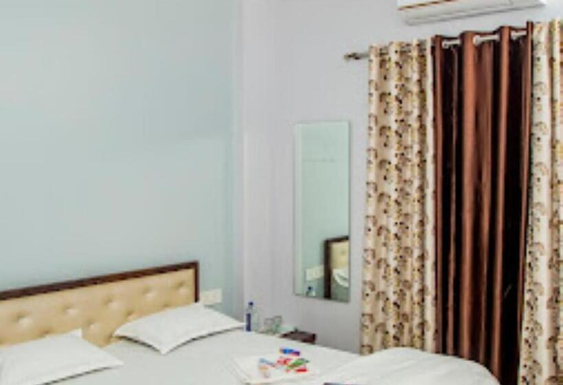 Raigad Srushti Beach Resort Nagaon