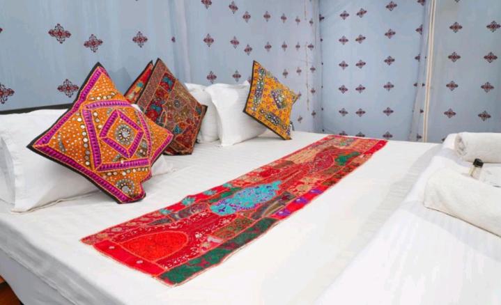 منتجع Rising Star Desert Camp