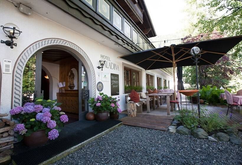 Bio Hotel Saladina