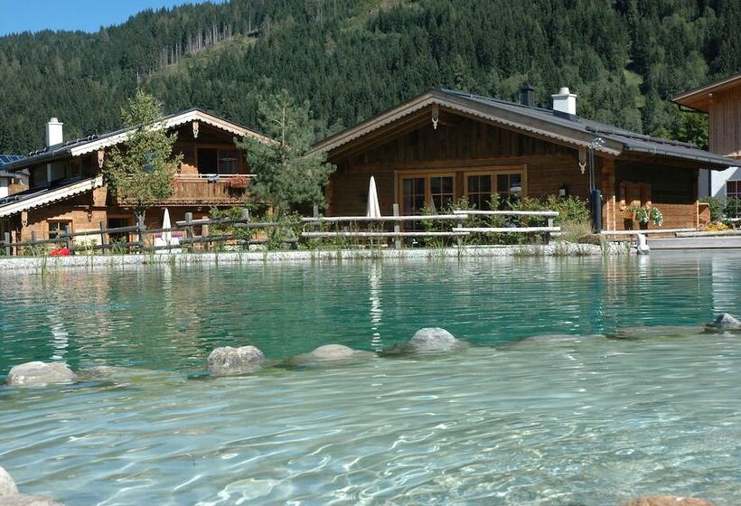 هتل Almdorf Almlust