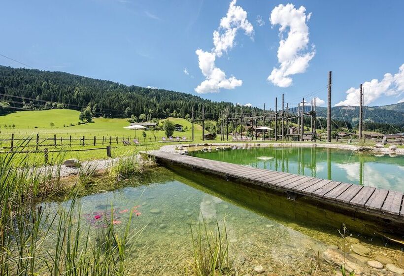 هتل Almdorf Almlust