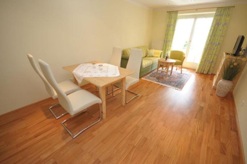 فندق Appartement Bergblick