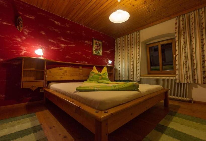 ホテル Bioferienhof Brückler