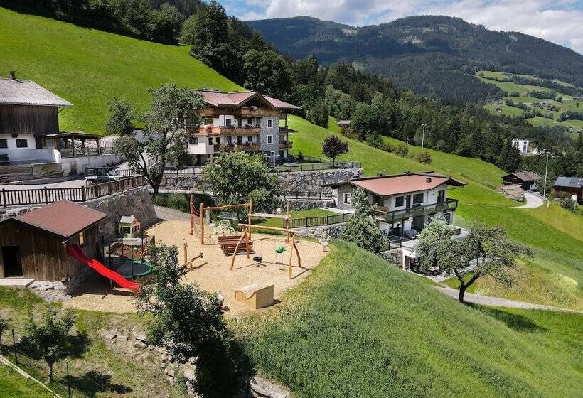 ホテル Chalets & Apartments Wachterhof