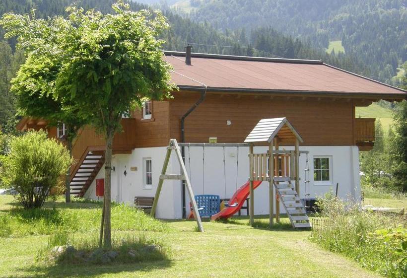 בית מלון כפרי Feriendorf Wallenburg