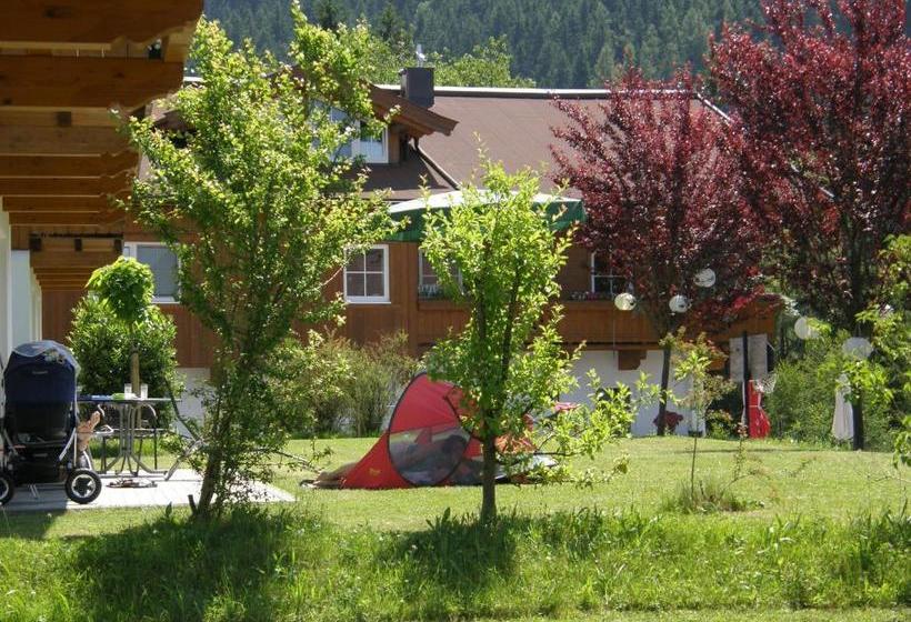 בית מלון כפרי Feriendorf Wallenburg