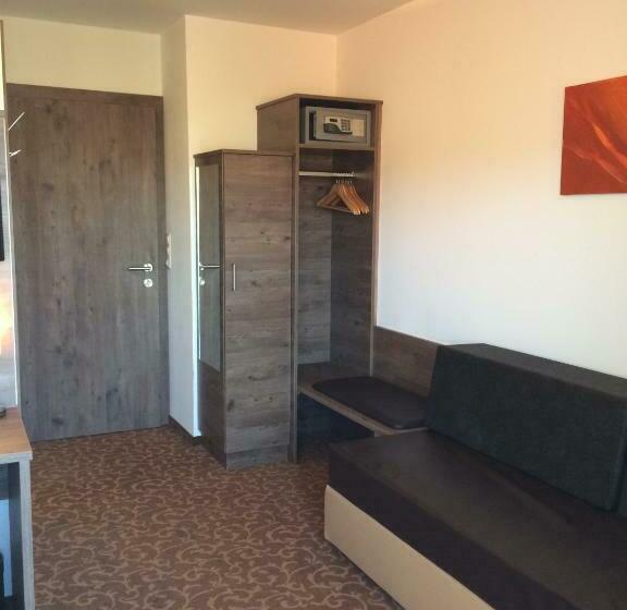 ホテル Gasthof Süss