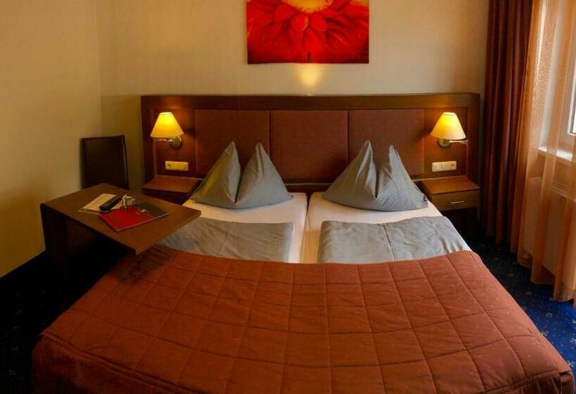 ホテル Gasthof Süss