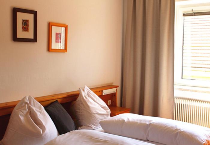 ホテル Gasthof  Zum Alten Turm