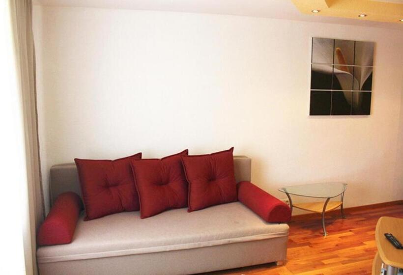 ホテル Gasthof  Zum Alten Turm