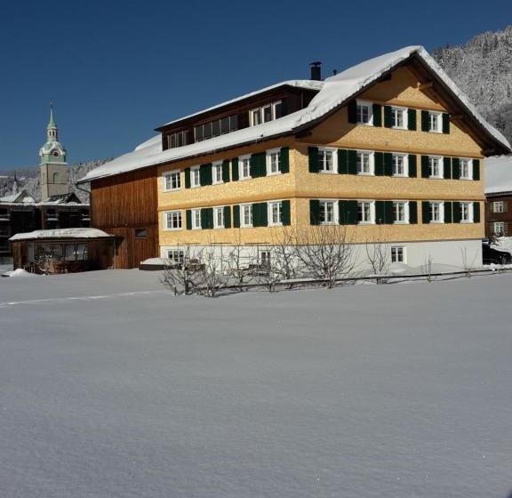 Отель Gästehaus Appartements Egender