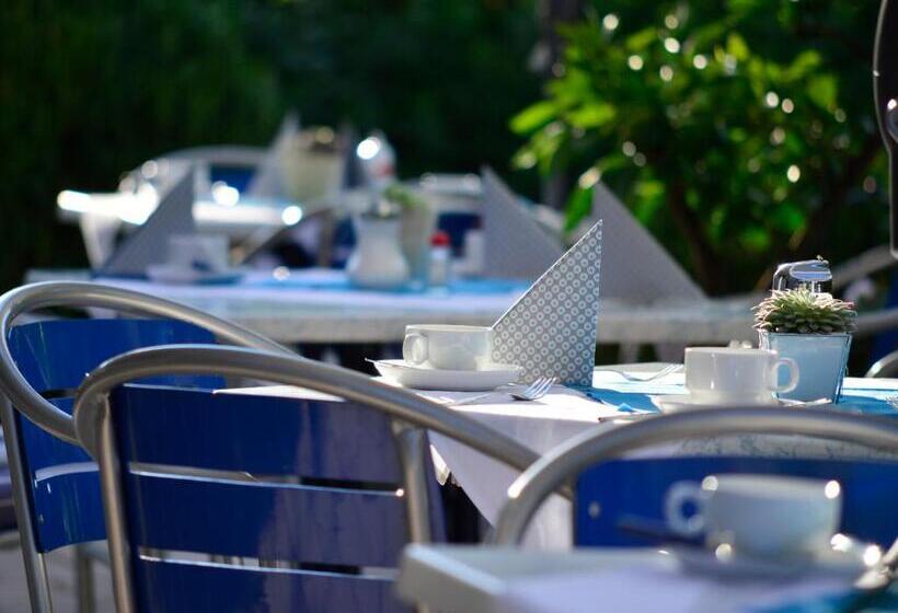 هتل Happy Lake By Thomas Strugger