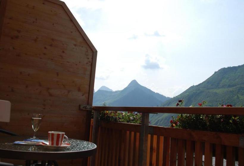 هتل Haus Montana
