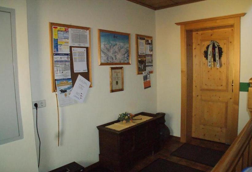 Отель Landhaus Graggaber