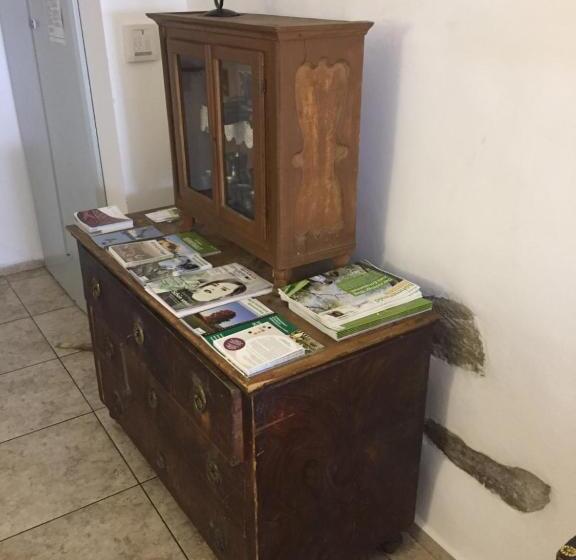 ホテル Pension Sunnseitn   Gasthof   Café   Weinkeller