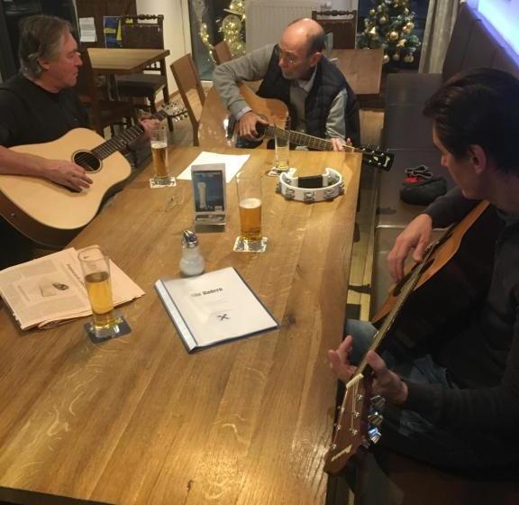 ホテル Pension Sunnseitn   Gasthof   Café   Weinkeller