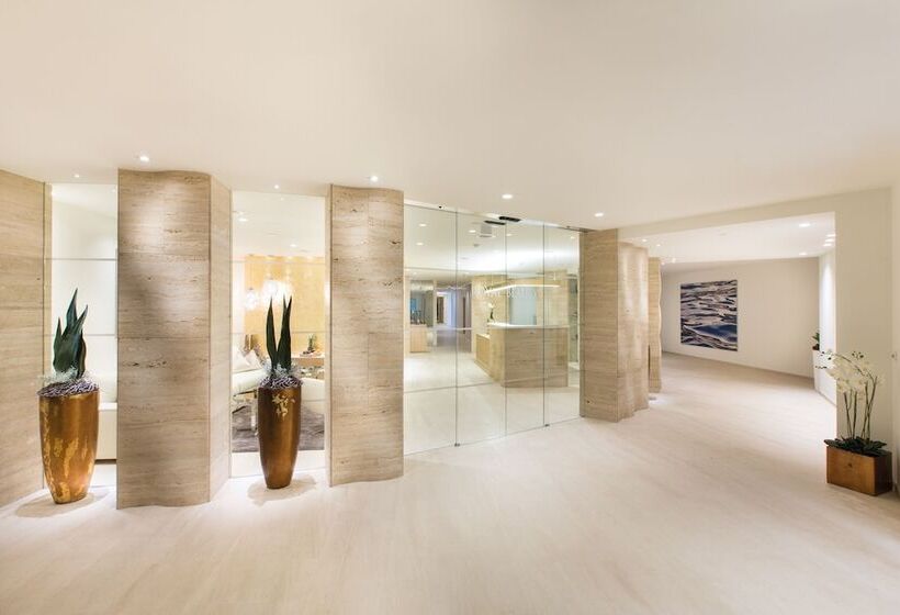 هتل Trofana Royal 5 Sterne Superior Resort