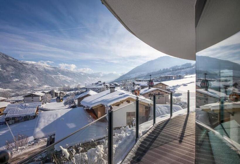 هتل Waldfriede   Der Logenplatz Im Zillertal