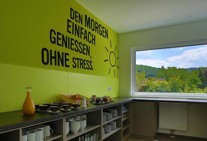 Smart Motel