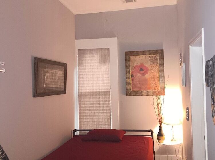 Bed and Breakfast Downtown Abbey @ Dodd