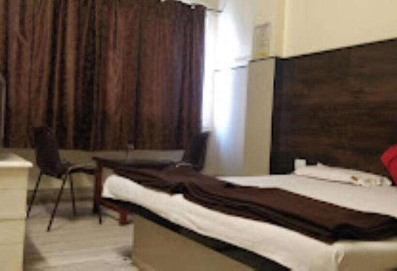 Отель Basera,nashik