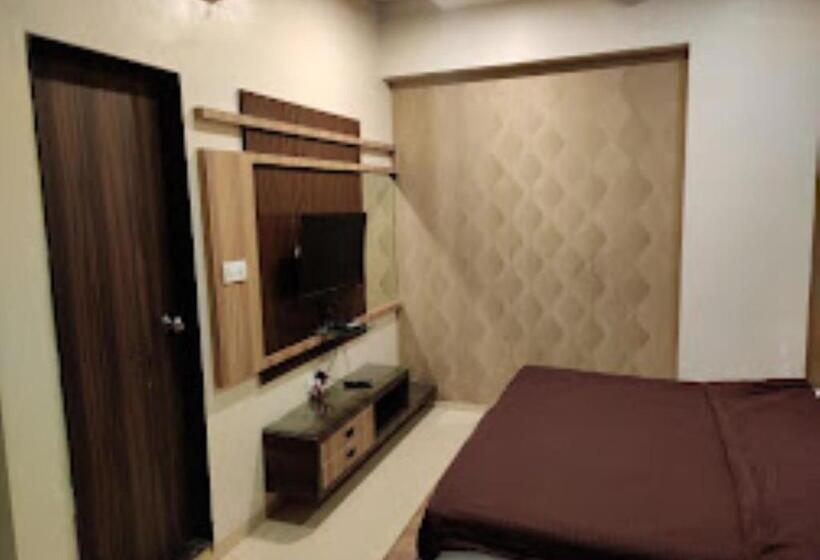 فندق Pratibha Executive 2 Star Osmanabad