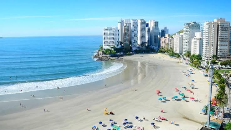 پانسیون 02 Doutor Hostel 800 Mts Da Praia