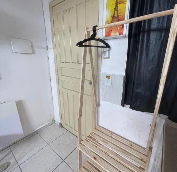 پانسیون 02 Doutor Hostel 800 Mts Da Praia