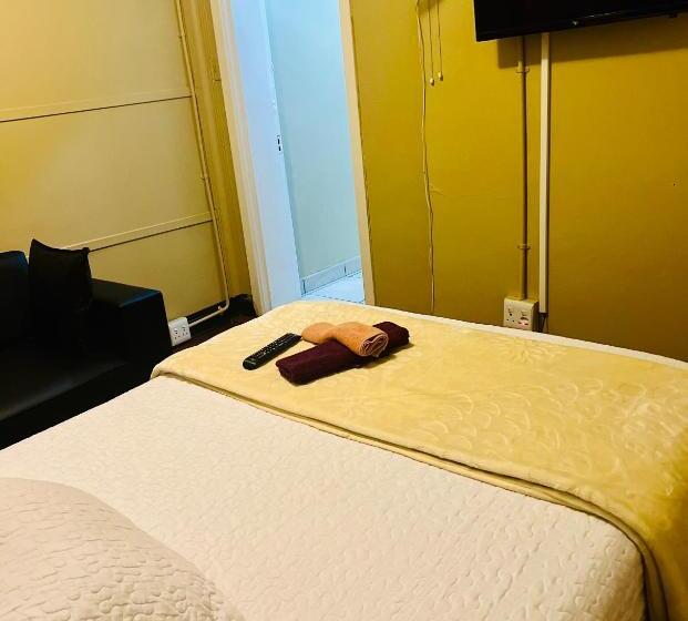 بنسيون Executive Guesthouse