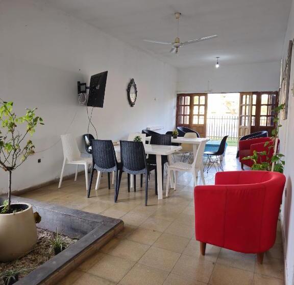 پانسیون Hostal San Antonio
