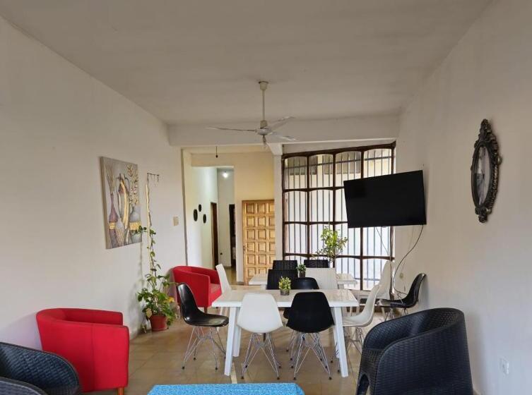 پانسیون Hostal San Antonio