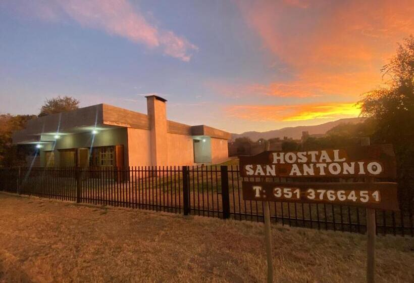 پانسیون Hostal San Antonio