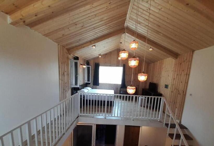 منتجع Aranyamhills