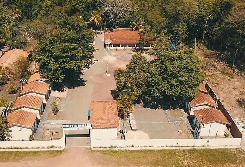 فندق صغير E Pousada 3 Irmãos