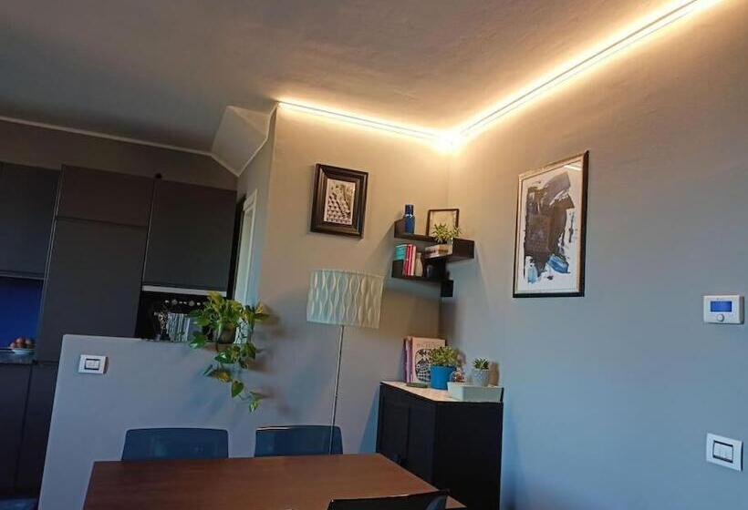 تختخواب و صبحانه Noel S Room