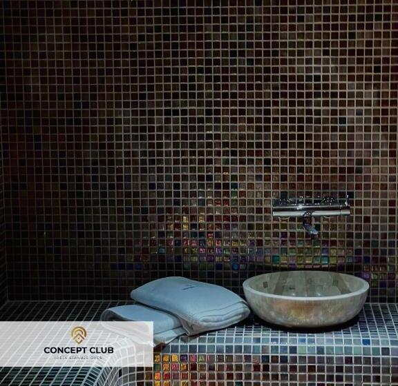 Velika Recepcija Cc Magnet