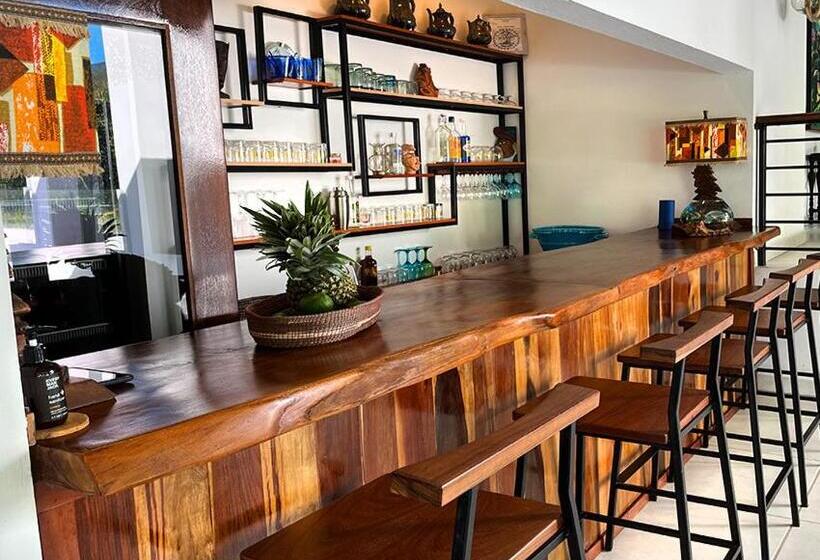 فندق Aracari Lodge & Jungalows