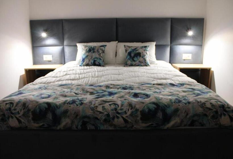 فندق Casa Din Livada