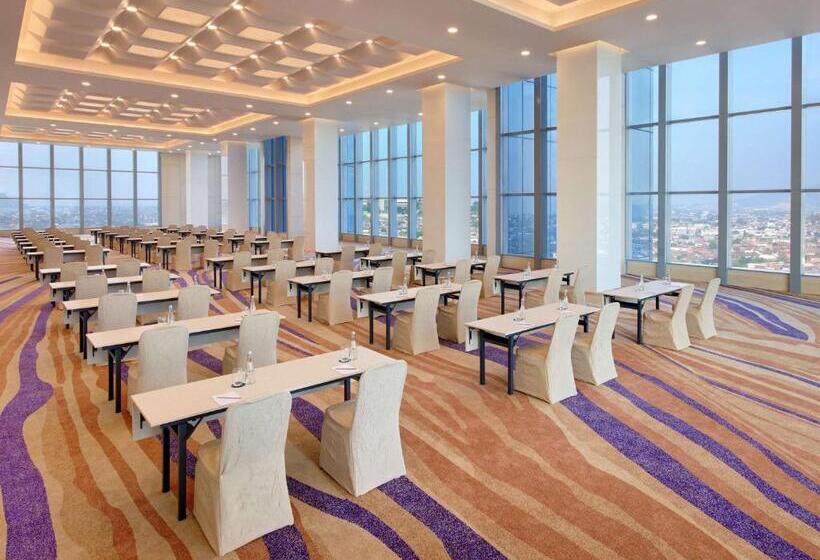 هتل Grand Mercure Lampung