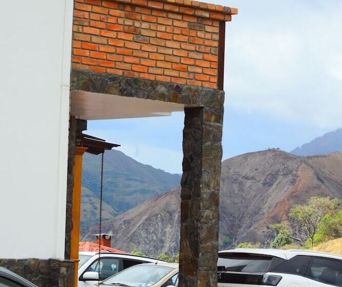 هتل Hosteria Piedra Dura