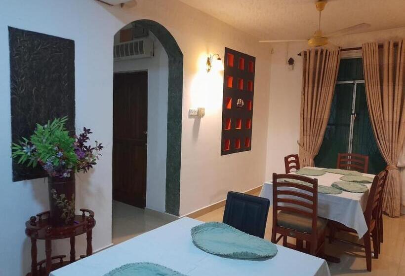 酒店 La Villa Katunayake