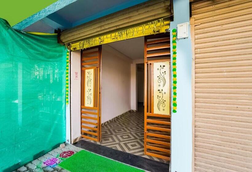 호텔 Oyo Anand Lodging & Restaurant