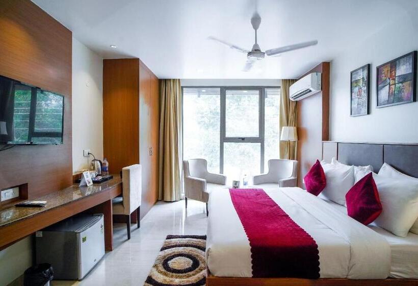 فندق Saltstayz Executive Serviced Apartment Unitech Cyber Park & Near Huda City Metro