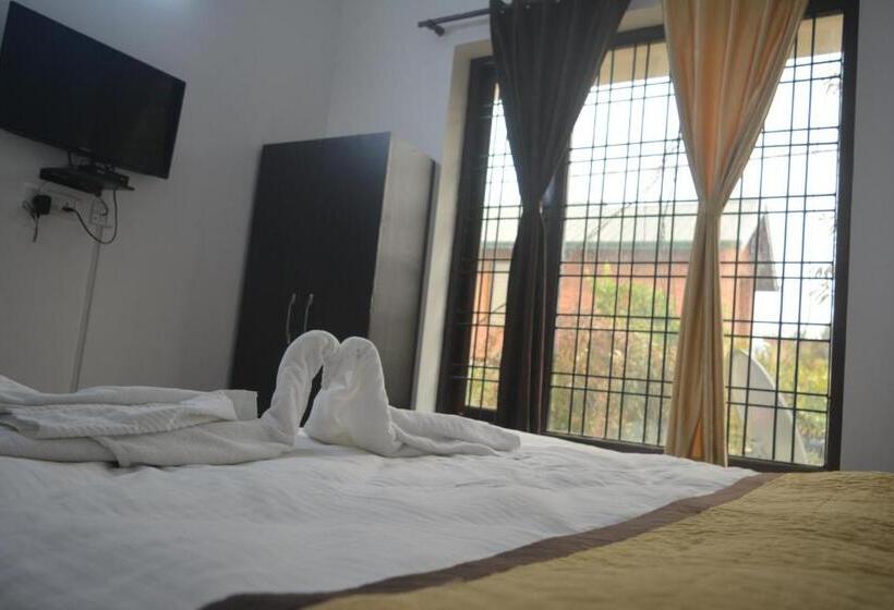 فندق Upvan Inn Bhimtal