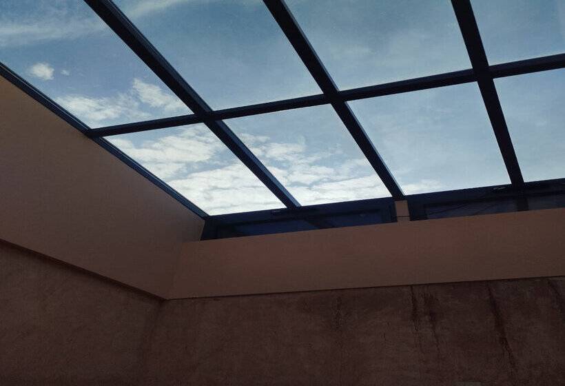 פנסיון Hostal Los Quiñones