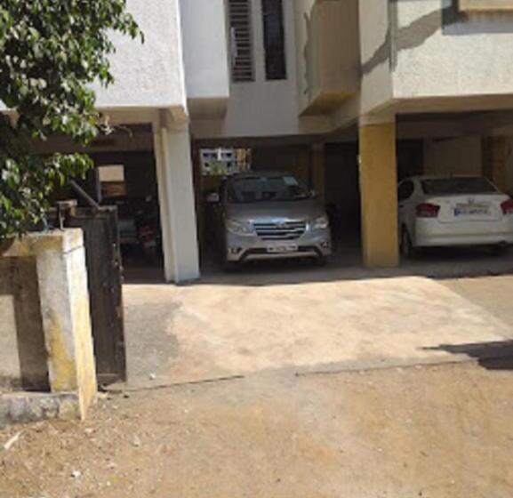 膳宿费 Mohiniraj Guest House, Nashik