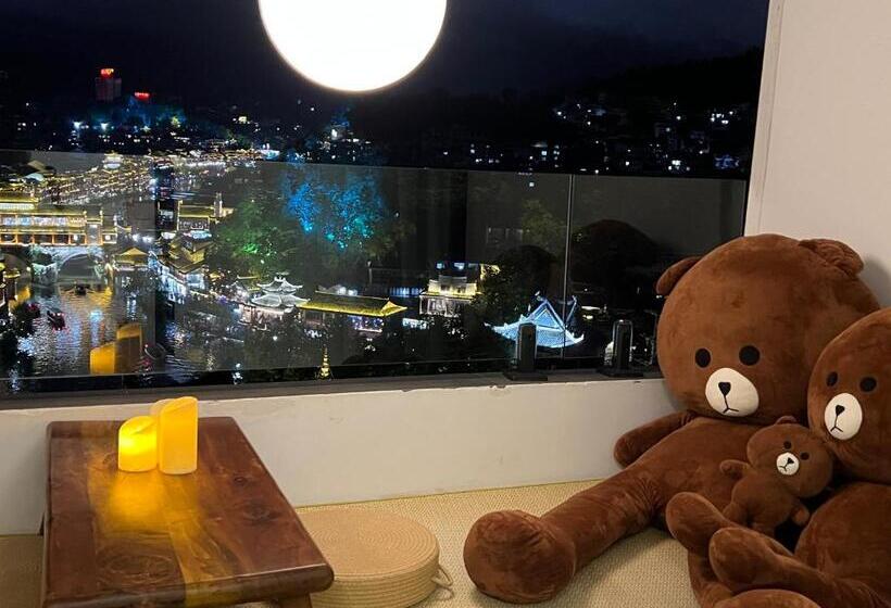 پانسیون Phoenix Best River View B&b