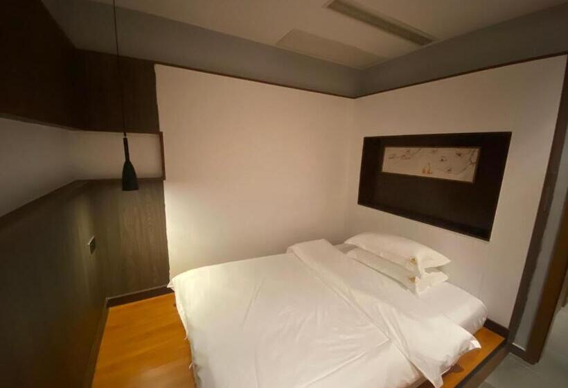 پانسیون Phoenix Best River View B&b