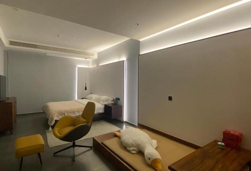 پانسیون Phoenix Best River View B&b
